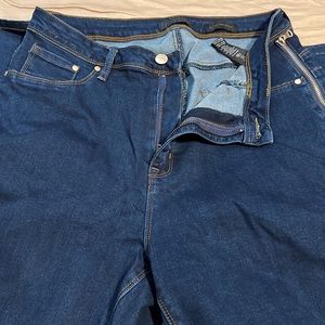 LaLa Anthony denim skinny jean size 16
